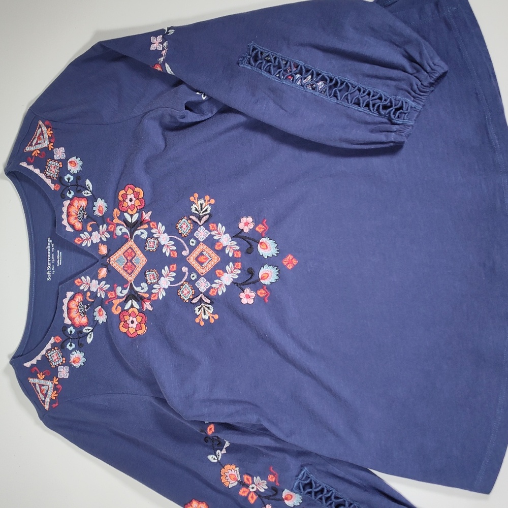 Soft Surroundings blue floral embroidered boho peasant top XS petite‎